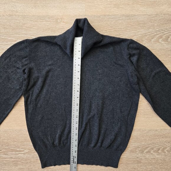 H&M Fine-Knit Turtleneck Sweater Women’s Small Lightweight Viscose Blend Top - Picture 12 of 15